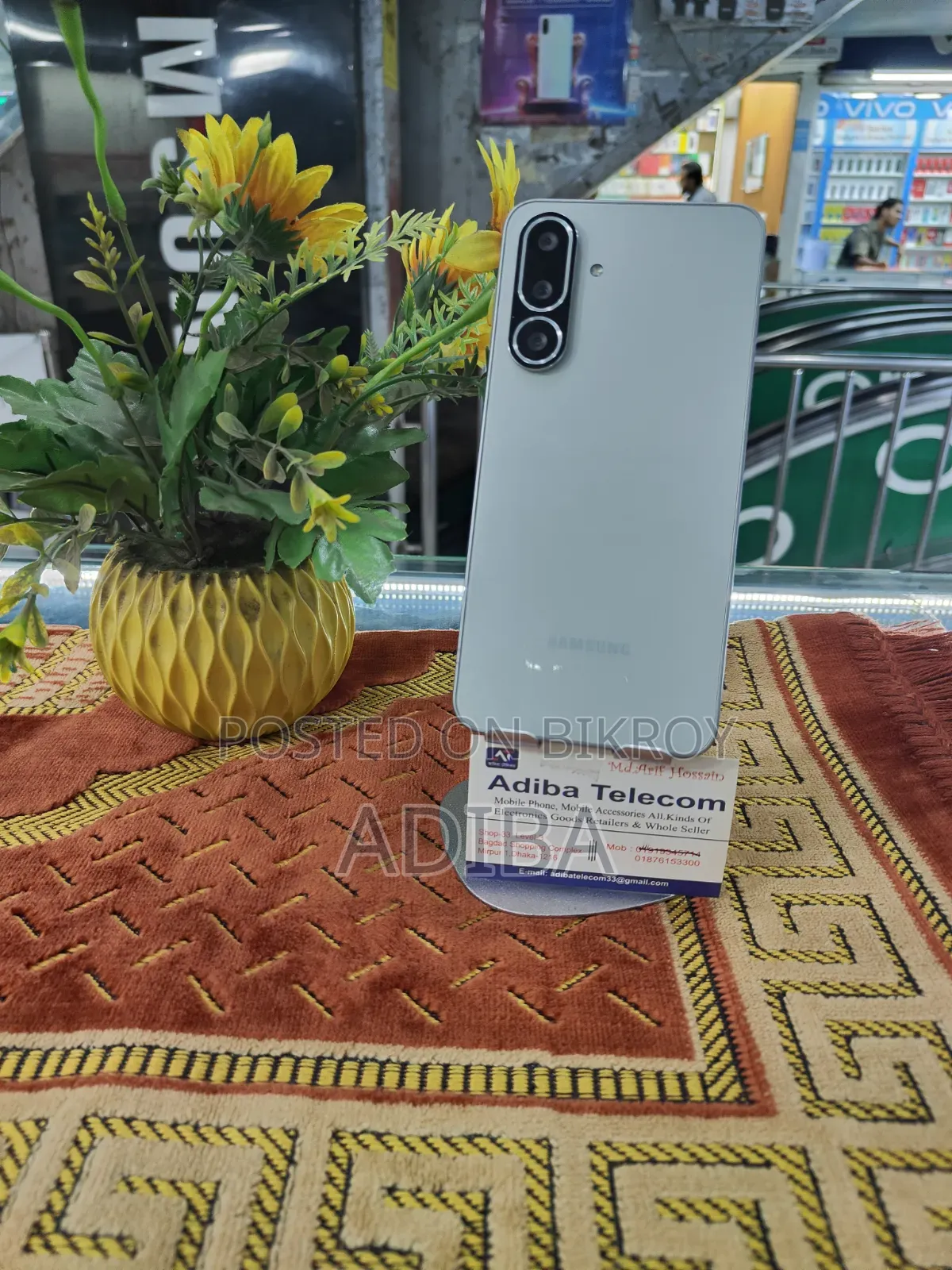New Samsung Galaxy M56 5G 256 GB Bronze