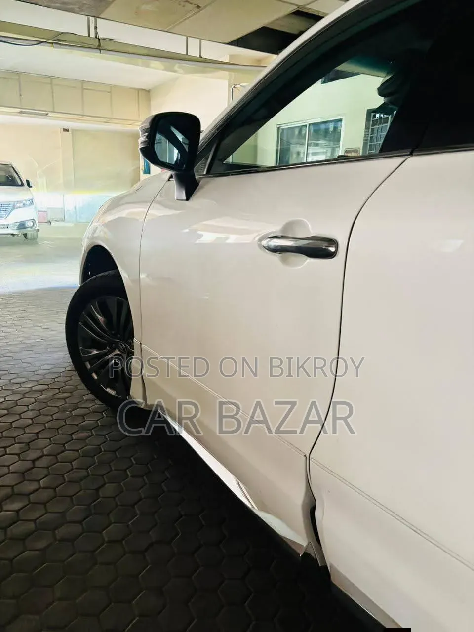 Toyota Harrier 2.0 2020 Pearl