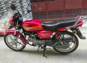 হিরো স্প্লেন্ডার প্লাস ২০১৮ লাল