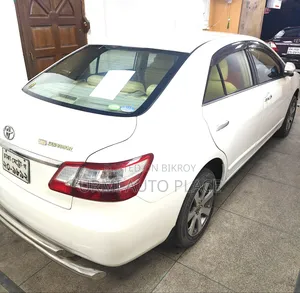 Toyota Premio 2014 Pearl