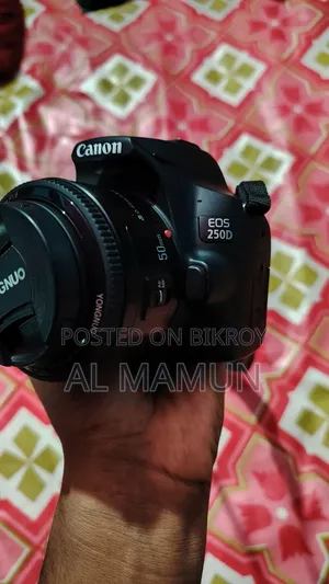 DSLR Canon 250d