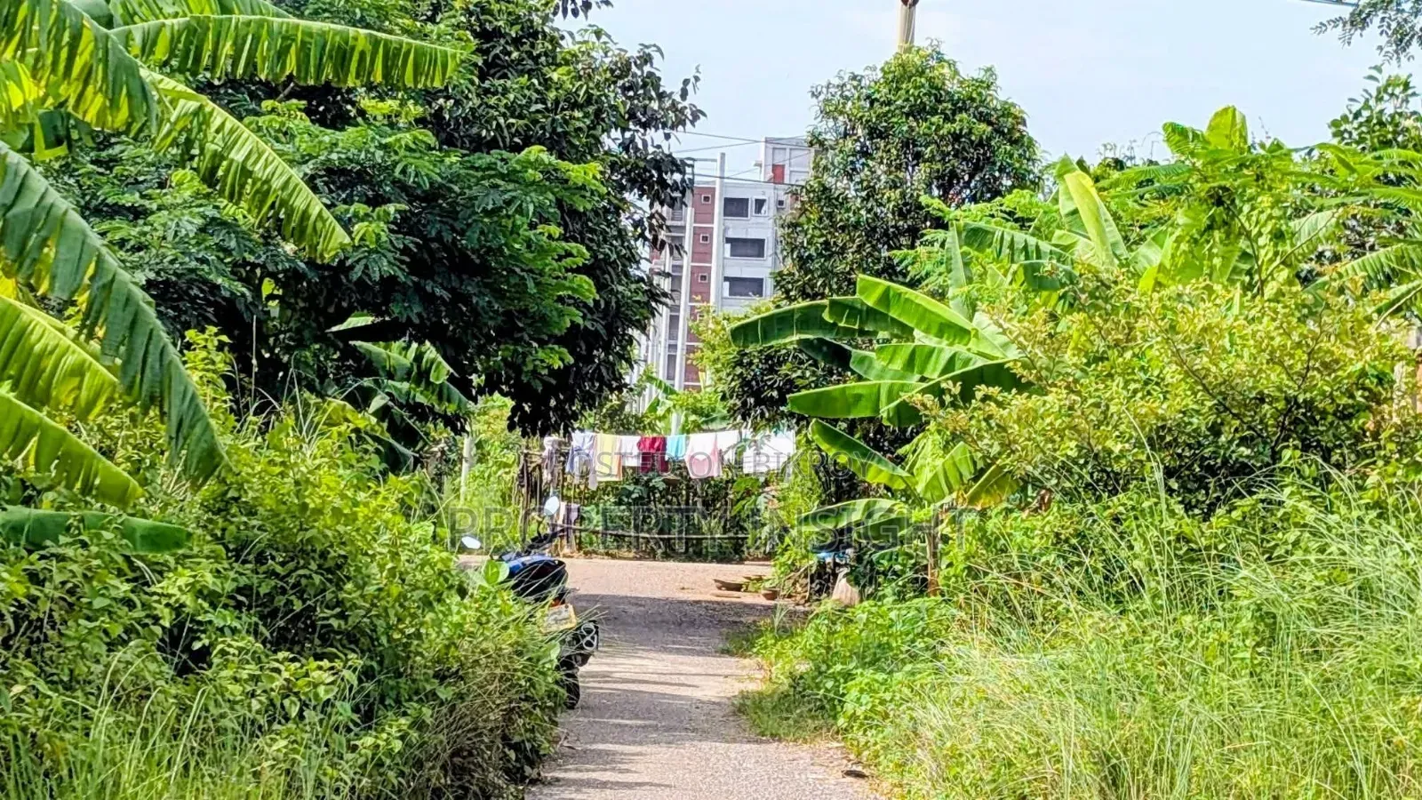 Plot Sale : 2.5 Katha at Aftab Nagar