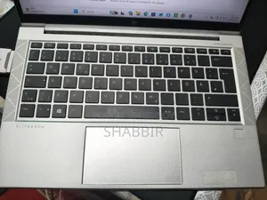 Laptop HP EliteBook 840 G8 8GB Intel Xeon SSD 256GB