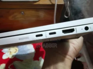 Laptop HP EliteBook 840 G8 8GB Intel Xeon SSD 256GB