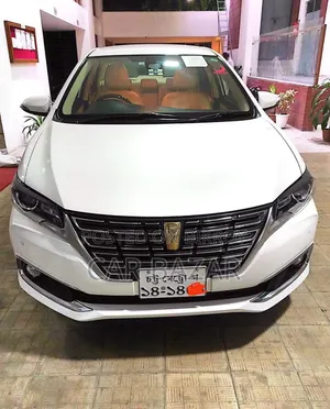 Toyota Premio 1.5 Front-Wheel Drive 2019 Pearl