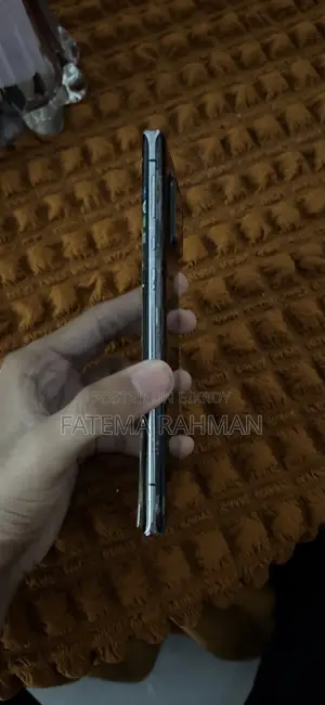 Sharp Aquos R6 128 GB Black