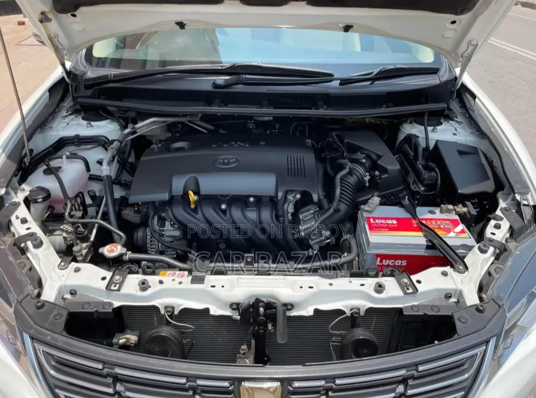Toyota Premio 1.5 Front-Wheel Drive 2019 Pearl