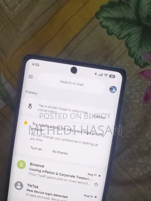 পিক্সেল ৭ প্রো ওলেড ডিসপ্লে