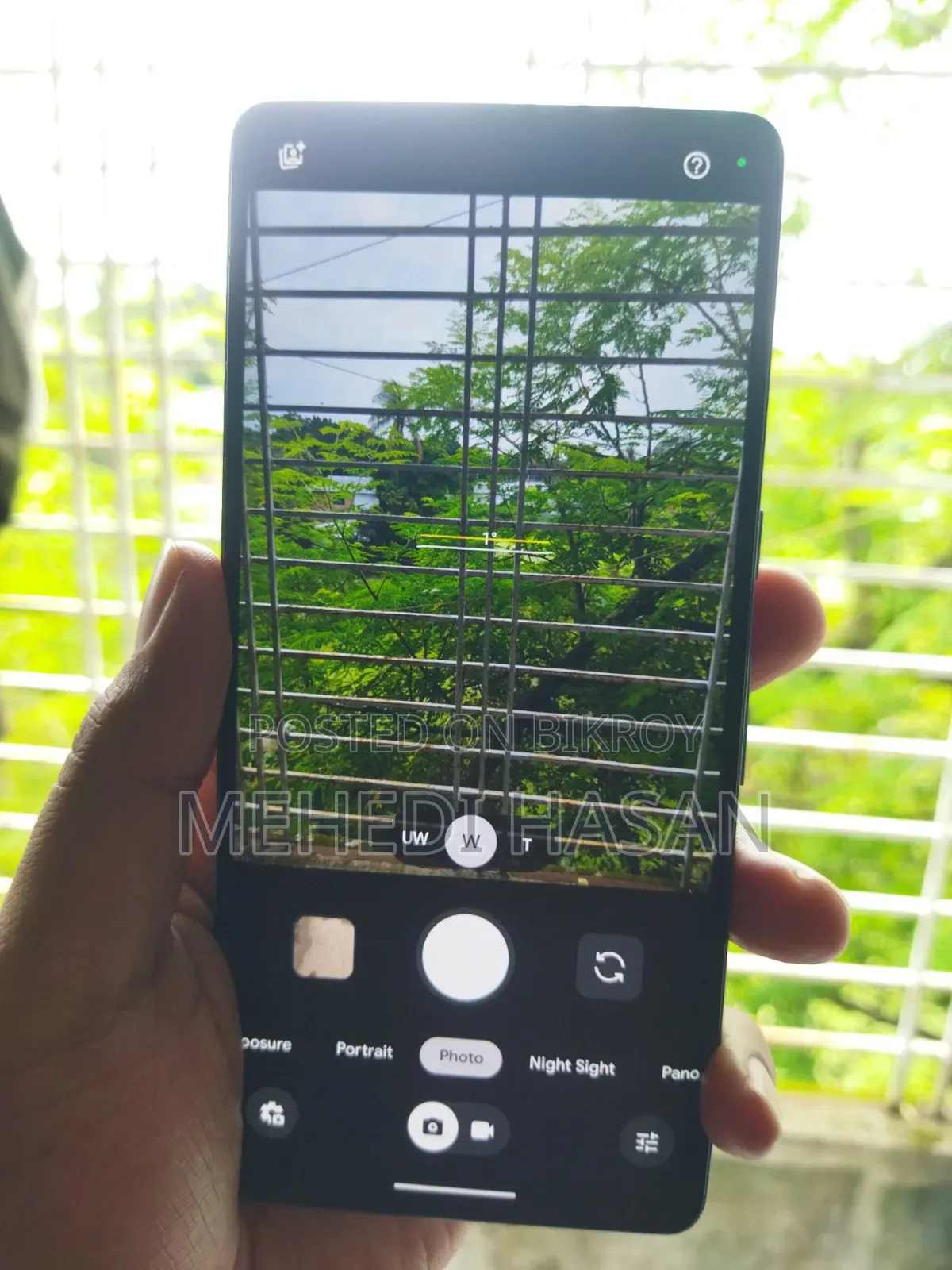 পিক্সেল ৭ প্রো ওলেড ডিসপ্লে