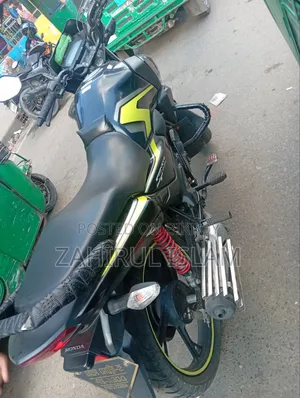 হোন্ডা এসপি ১২৫ ২০২৫ ব্ল্যাক
