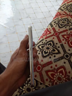 স্যামসাং গ্যালাক্সি এস২২ ৫জি ১২৮ জিবি সাদা