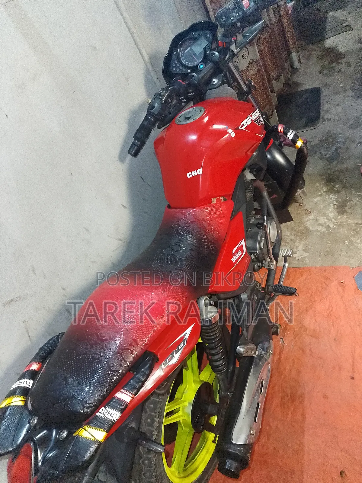কিওয়ে আরকেএস ১০০ ২০১৬ লাল