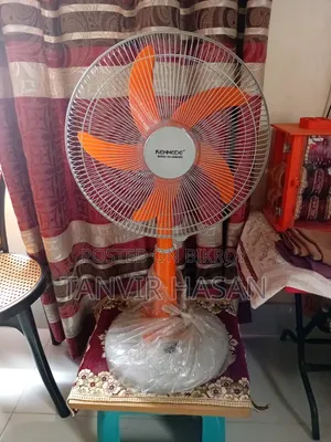 ডিফেন্ডার রিচার্জেবল ফ্যান ২৯৮৬এইচআরএস রিমোট কন্ট্রোল সহ