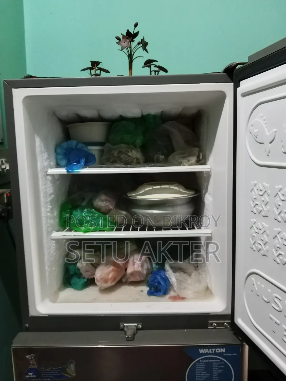 Refrigerator 307 Liters