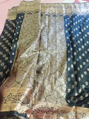Three beautiful sarees will be sold together, three pieces of sarees will be sold in an offer