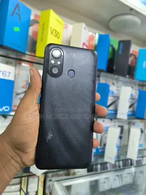 Itel A49 Play 32 GB Black