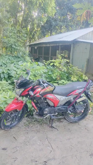 টিভিএস স্ট্রাইকার ১২৫ ২০২০ রেড