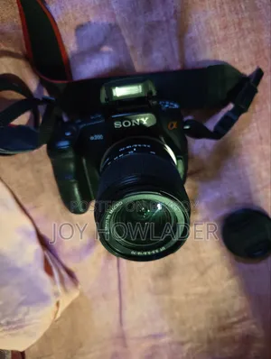 A 200 Sony DSLR