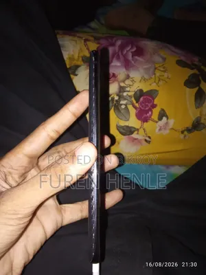 স্যামসাং গ্যালাক্সি এস২০+ ১২৮ জিবি কালো
