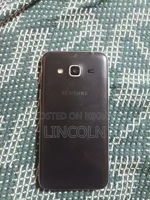 Samsung Galaxy J3 8 GB Black