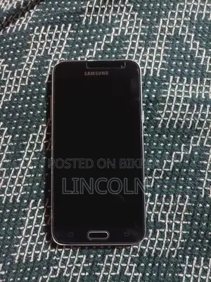 Samsung Galaxy J3 8 GB Black