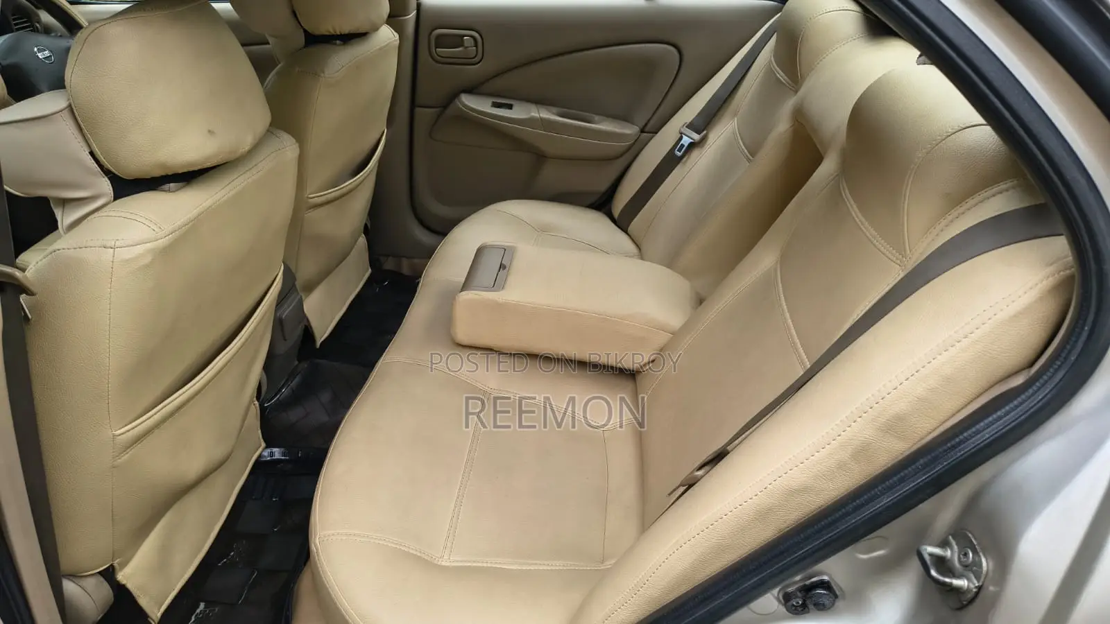 Nissan Sunny 2008 Beige