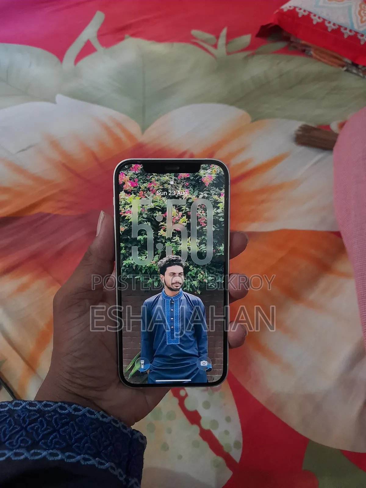 অ্যাপল আইফোন ১২ ১২৮ জিবি হোয়াইট