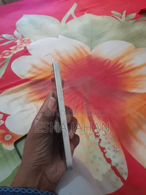 অ্যাপল আইফোন ১২ ১২৮ জিবি হোয়াইট