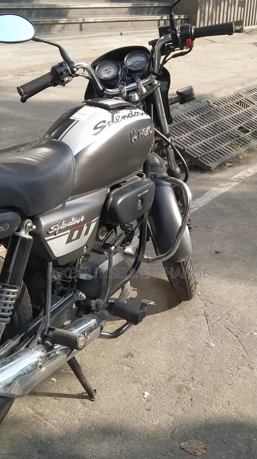 Hero Splendor iSmart Plus 2025 Gray