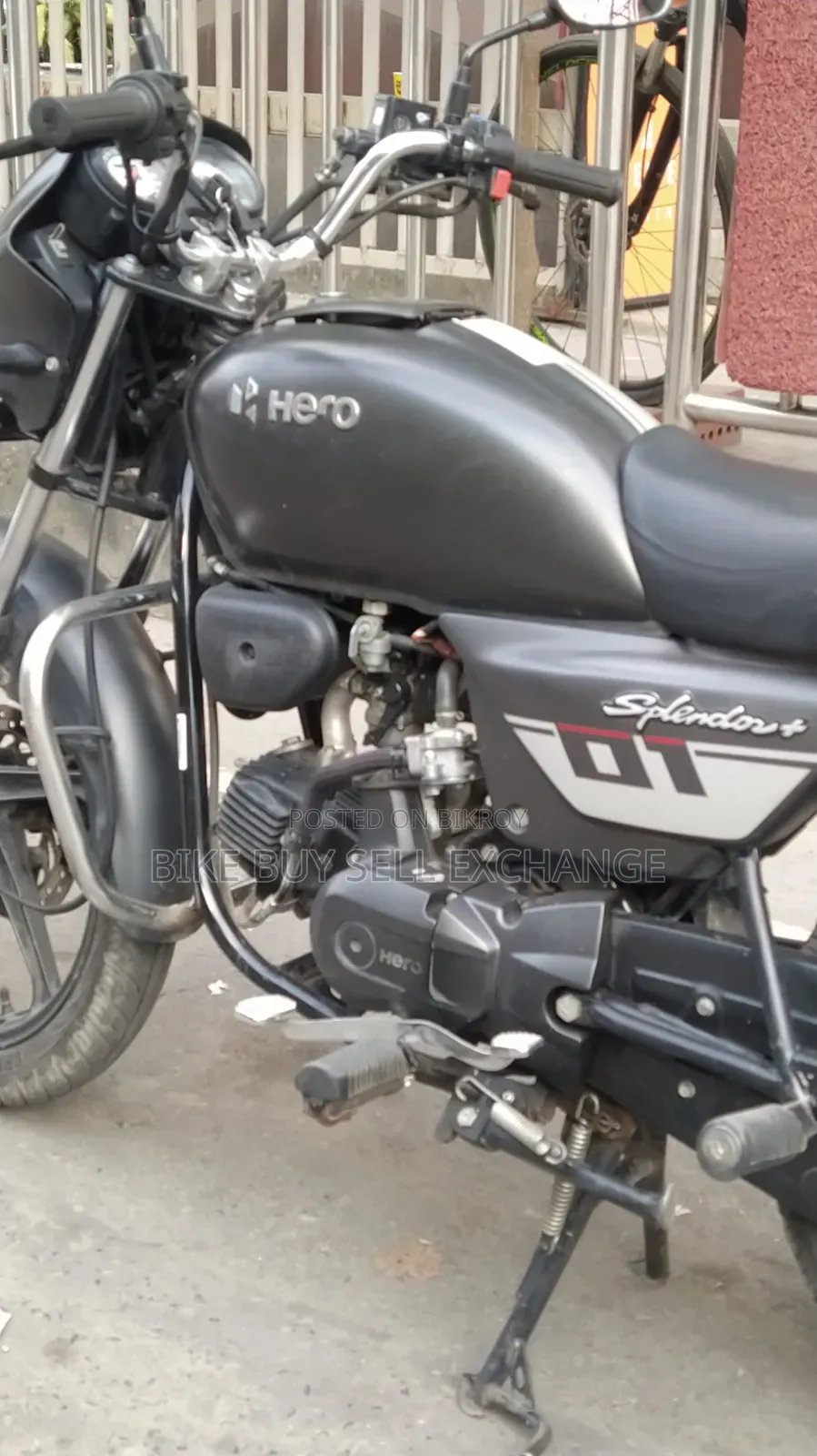Hero Splendor iSmart Plus 2025 Gray