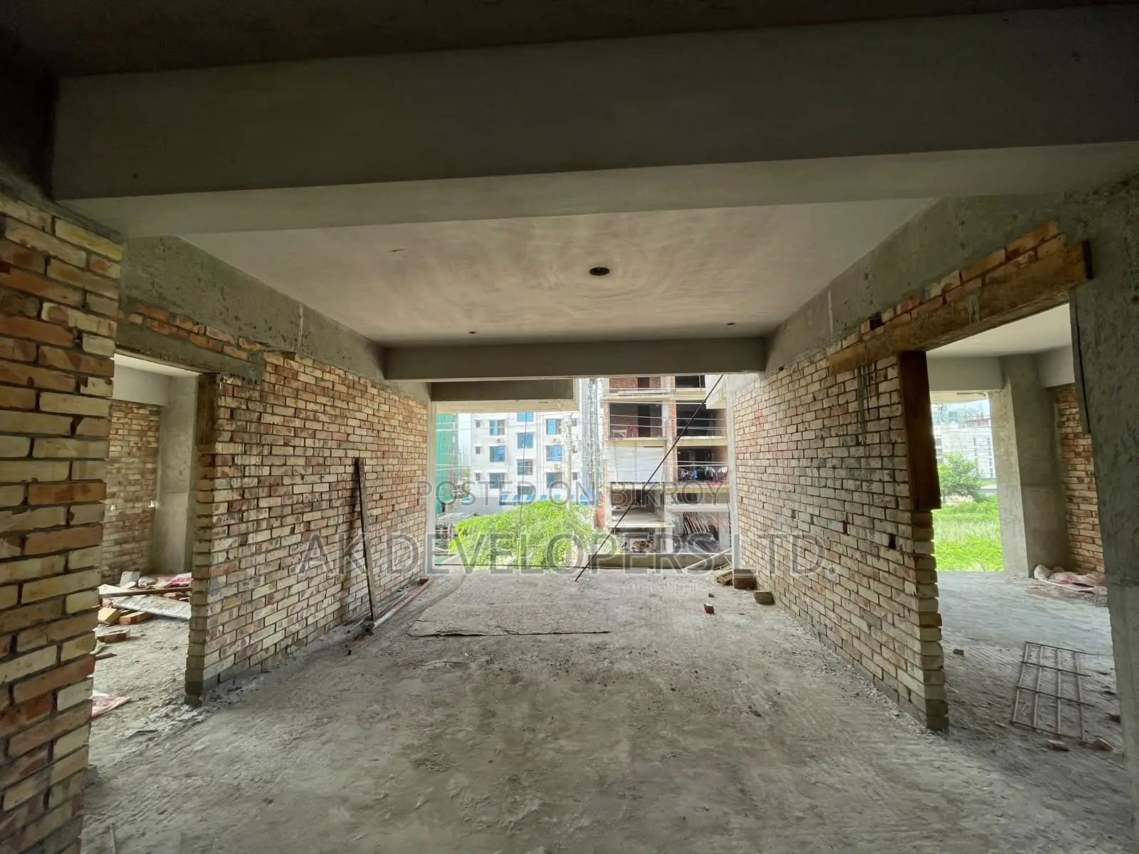 4 Bedroom Apartment in Green House, Jalshiri Abason for sale