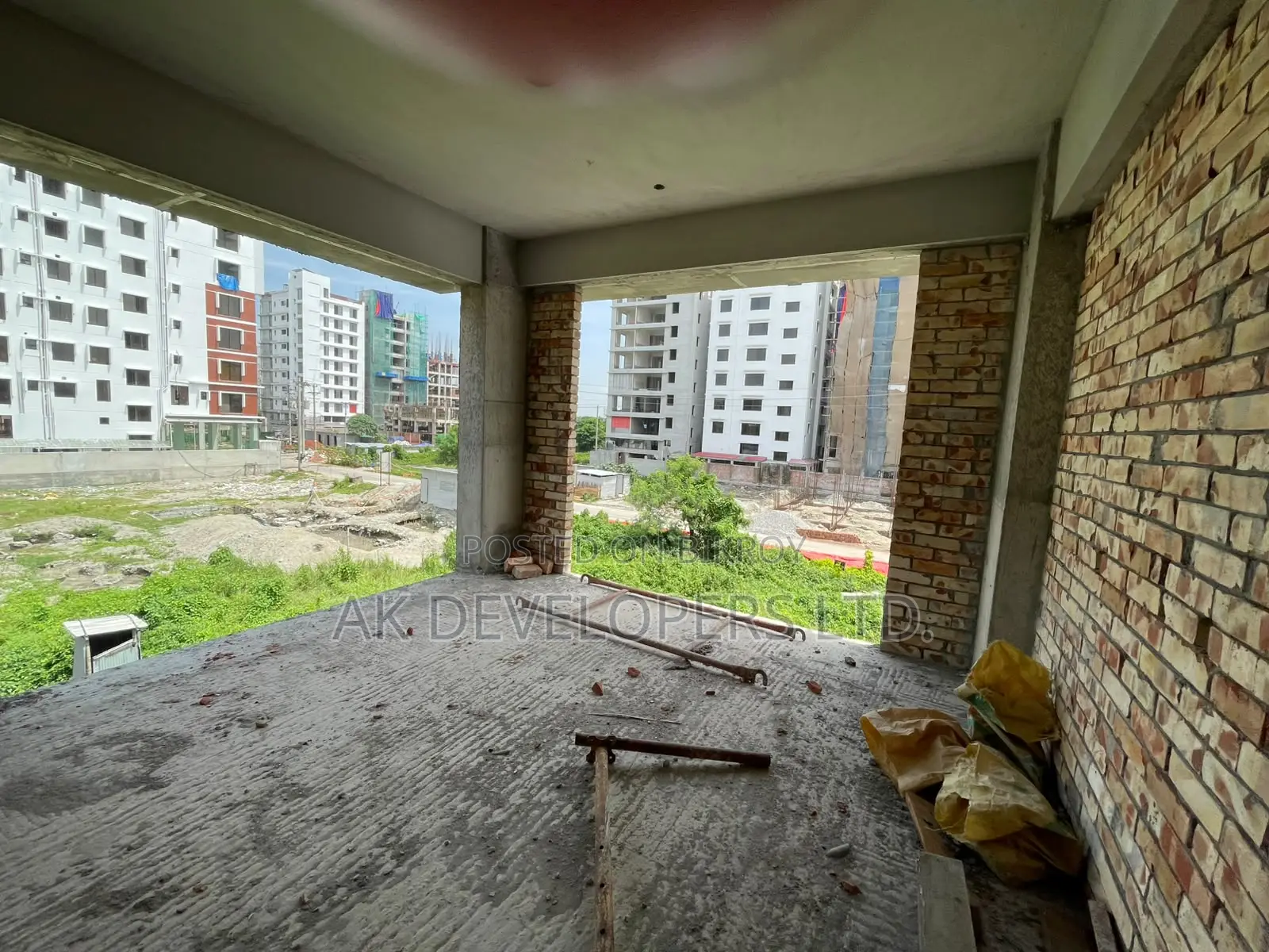 4 Bedroom Apartment in Green House, Jalshiri Abason for sale