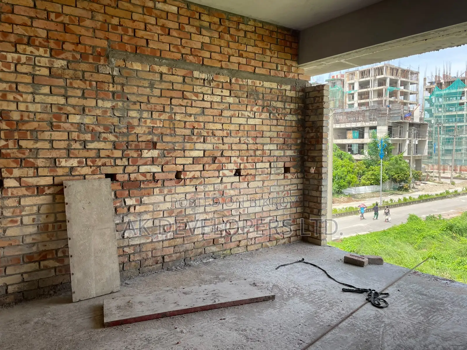 4 Bedroom Apartment in Green House, Jalshiri Abason for sale
