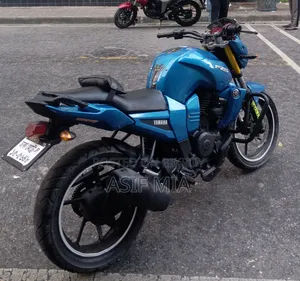 Yamaha YZF-R 2012 Blue