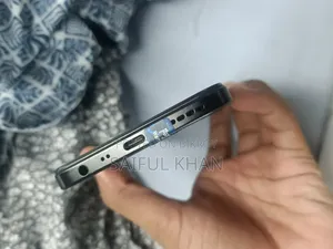 রিয়েলমি ভি৩০ ১২৮ জিবি কালো