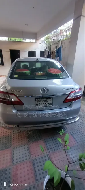 টয়োটা প্রমিও ২০১৪ সিলভার