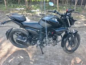 হিরো এক্সট্রিম ১২৫আর ২০২৫ ব্ল্যাক