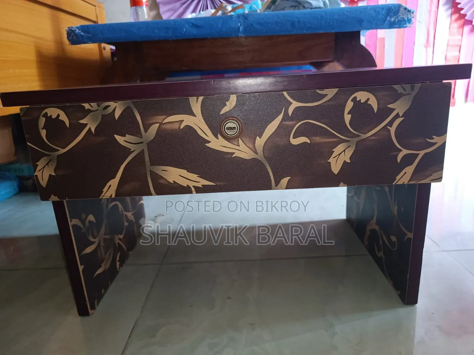 স্টাডি ও ল্যাপটপ টেবিল