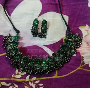 Oxidized Green Stone Choker Set