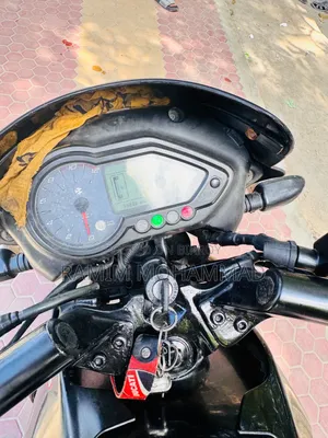Bajaj Pulsar 150 2017