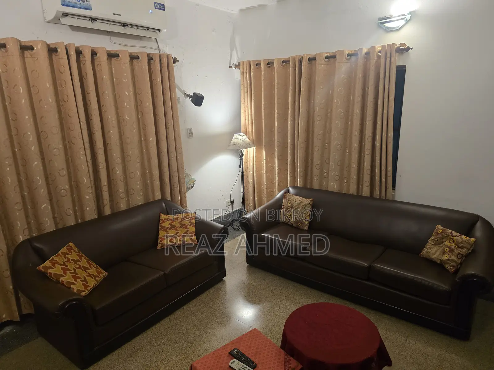 কৃত্রিম চামড়ার সোফা