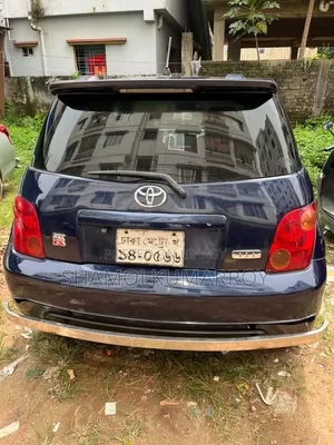 Toyota IST 2004 Blue