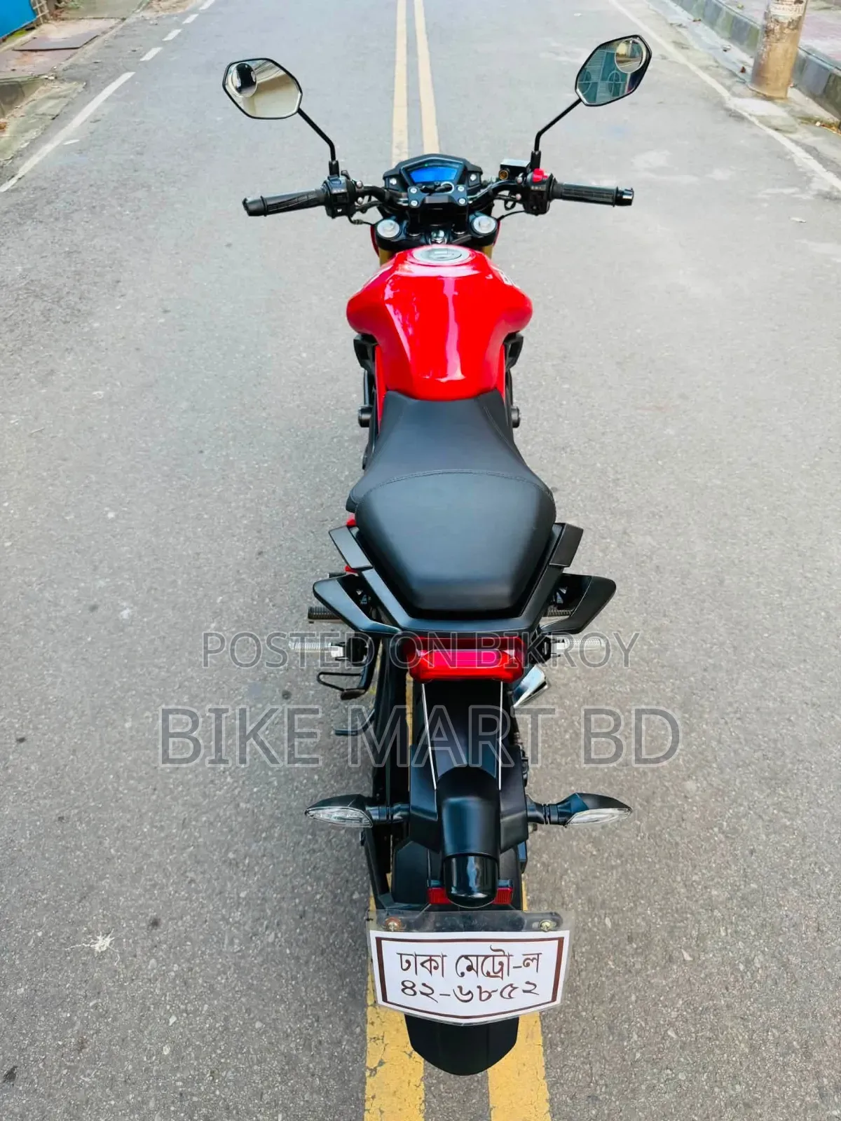 Runner Bolt 165R 2022 Red