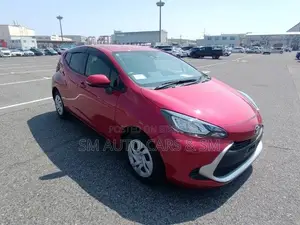Toyota Aqua 2021 Red