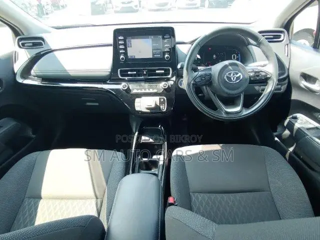 Toyota Aqua 2021 Red