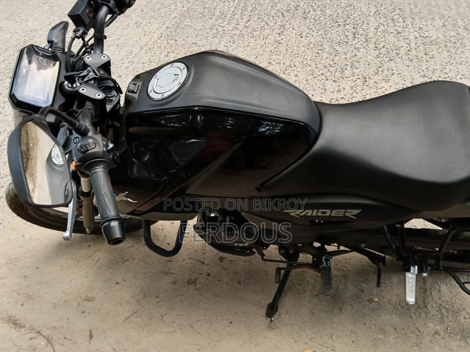 TVS Raider 125 2025 Black
