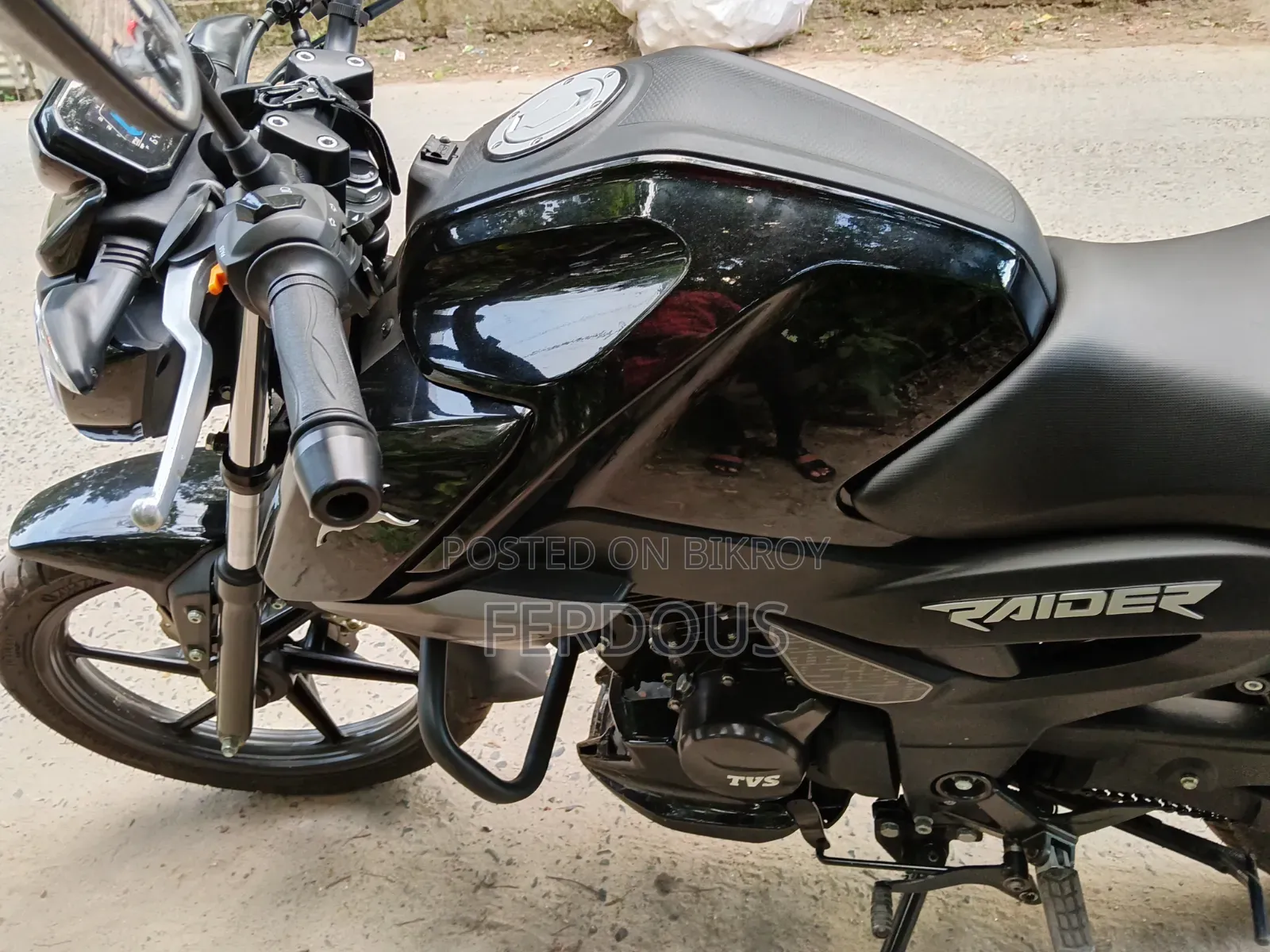 TVS Raider 125 2025 Black