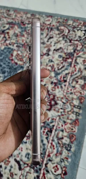 স্যামসাং গ্যালাক্সি এস২৩ ১২৮ জিবি হোয়াইট