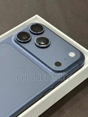 Apple iPhone 17 Pro Max 1 TB Blue