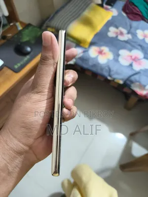 Realme 12 Pro+ 256 GB Gold